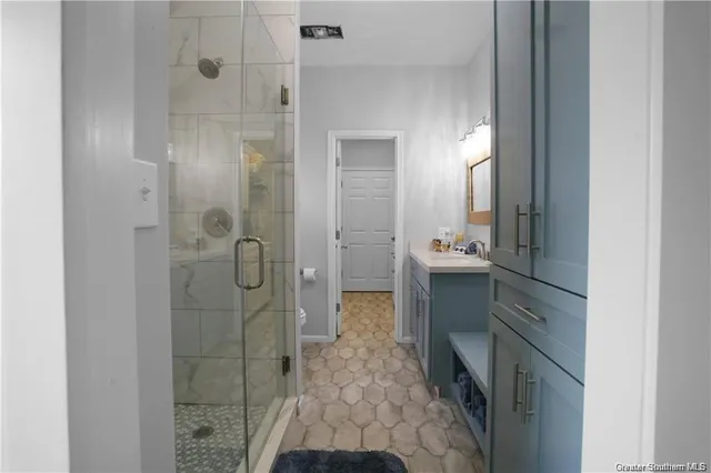 $995,000 | 145 West Harbor Drive, Lake Charles, LA 70607