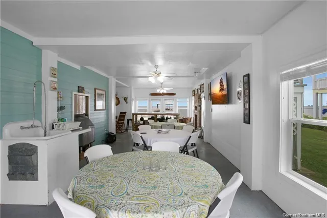 $995,000 | 145 West Harbor Drive, Lake Charles, LA 70607