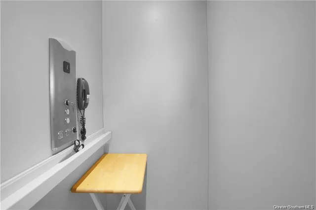 $995,000 | 145 West Harbor Drive, Lake Charles, LA 70607