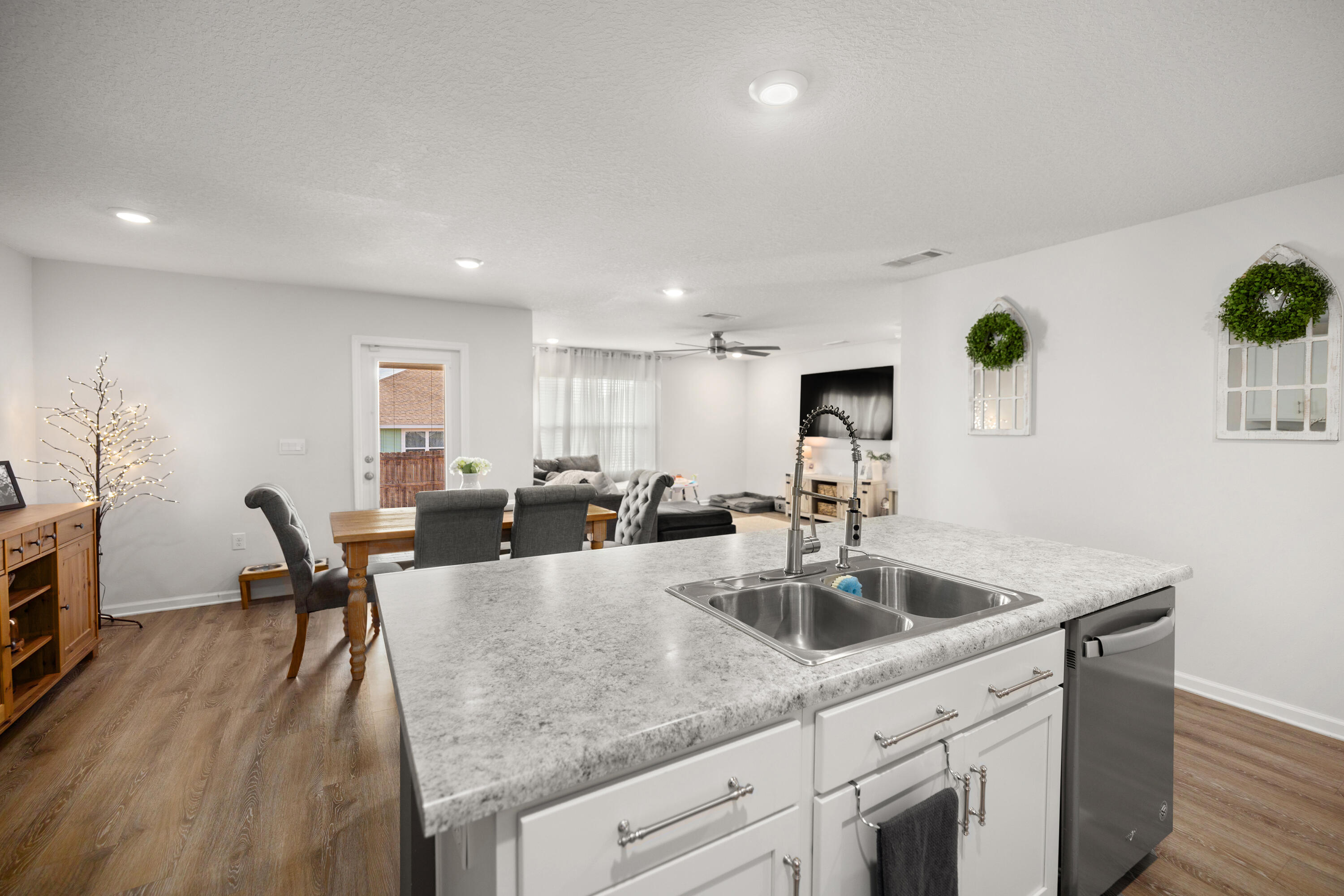 211 Laurel Hill Street Crestview, FL 32539 - Photo 16 of 60 211LaurelHillSt-Crestview-FL-031