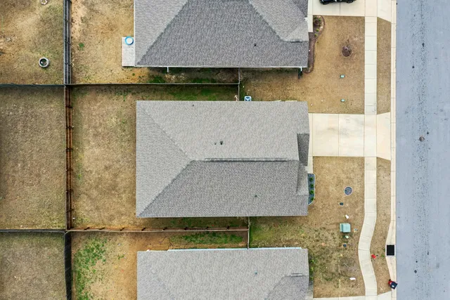 $320,000 | 211 Laurel Hill Street, Crestview, FL 32539