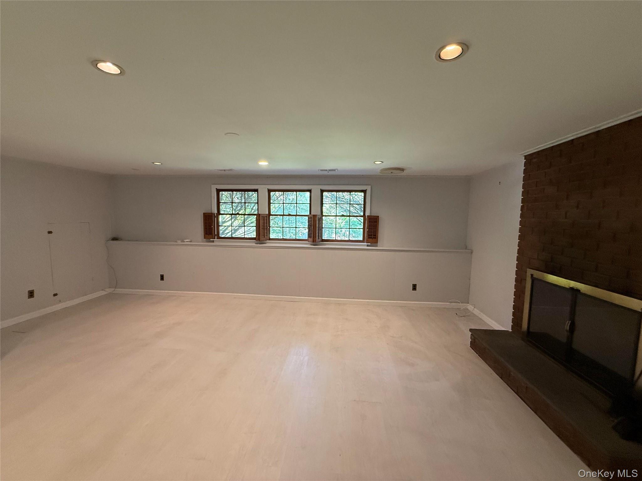 58 Quaker Bridge Road Ossining, NY 10562 - Photo 2 of 24 Gallery Image 2