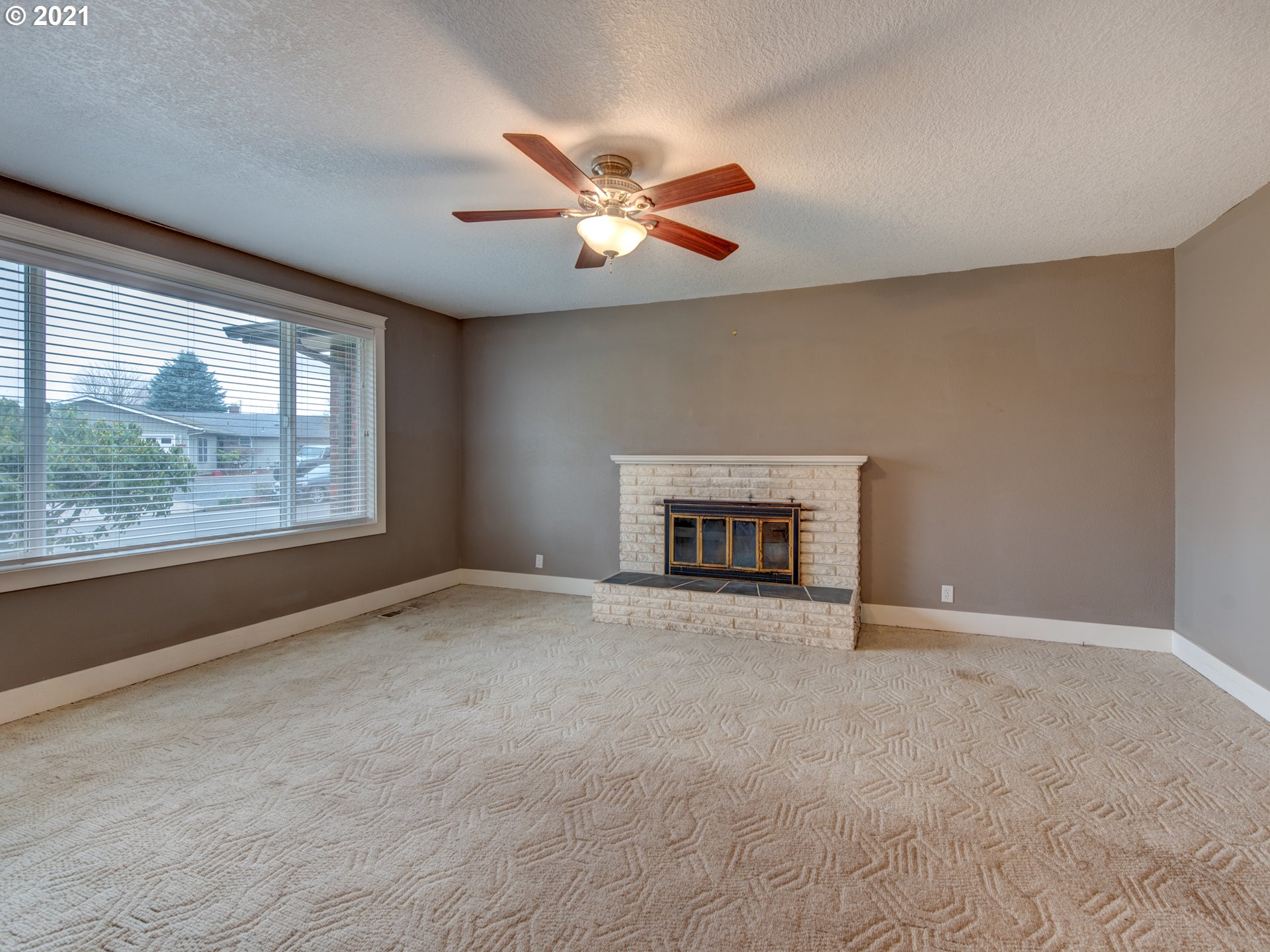 2491 16th Street Springfield, OR 97477 - Photo 12 of 28