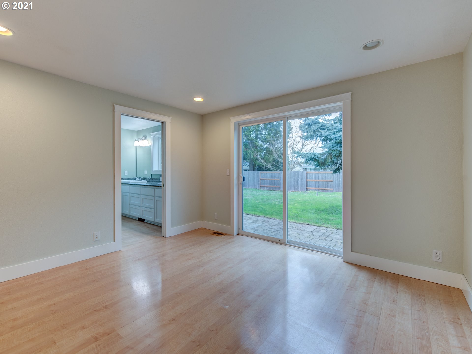 2491 16th Street Springfield, OR 97477 - Photo 15 of 28