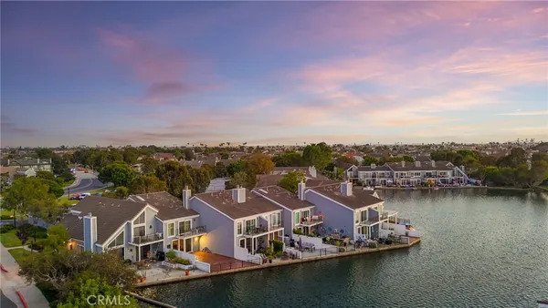 $1,599,999 | 3631 Windspun Drive, Huntington Beach, CA 92649