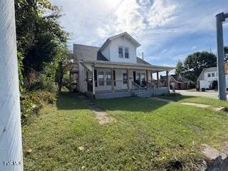 $285,000 | 921 Edgemont Avenue, Unit 12, Bristol, TN 37620