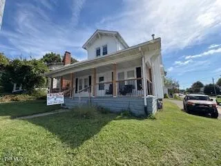 $285,000 | 921 Edgemont Avenue, Unit 12, Bristol, TN 37620