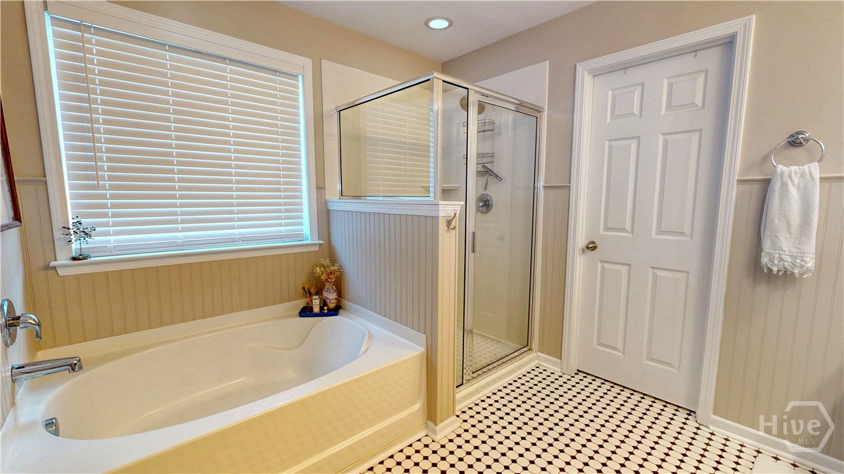 350 Southwilde Way Pooler, GA 31322 - Photo 29 of 51 Master Bathroom with separate tub and shower