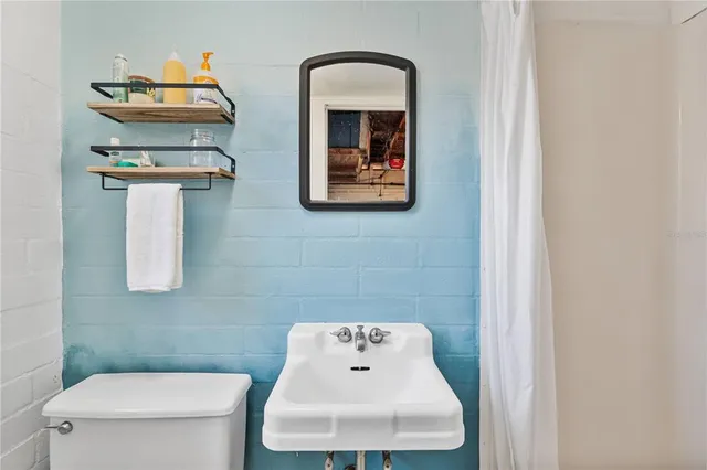 $900,000 | 915 Garden Drive, Winter Park, FL 32789