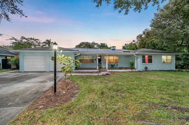 $900,000 | 915 Garden Drive, Winter Park, FL 32789