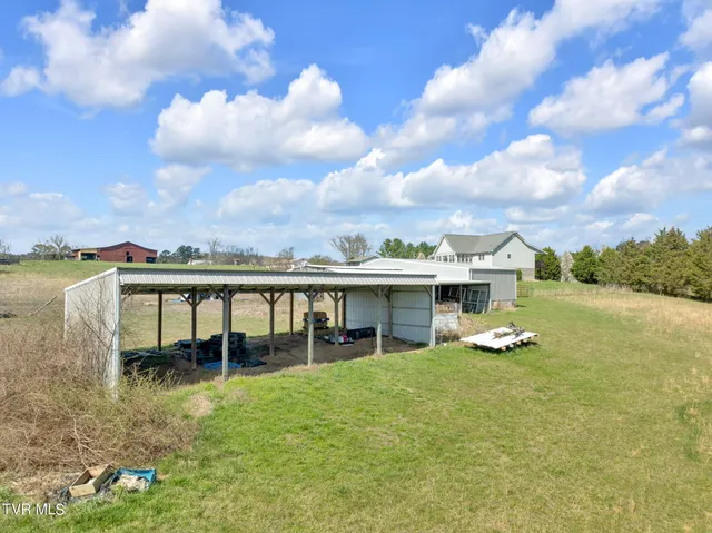 $899,000 | 545 McMillan Road, Midway, TN 37809