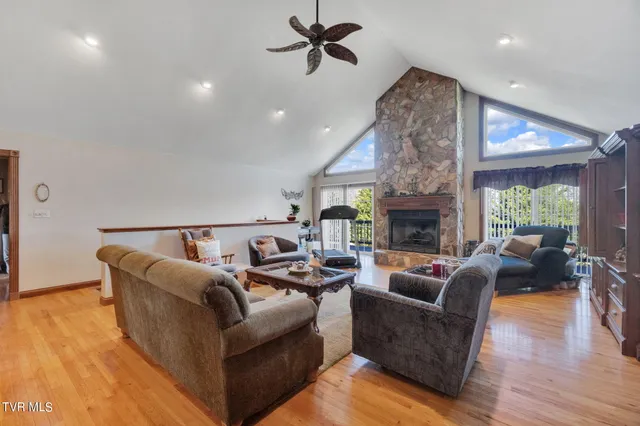 $899,000 | 545 McMillan Road, Midway, TN 37809