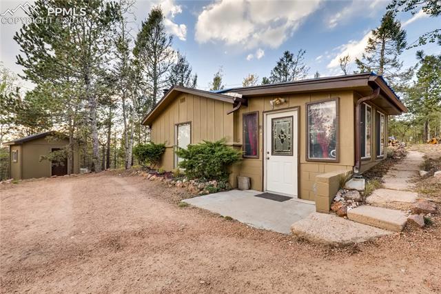 91 Alpine Road Woodland Park, CO 80863 - Photo 23 of 36 Second home on the property is 929 square feet with one spacious bedroom and one bathroom.