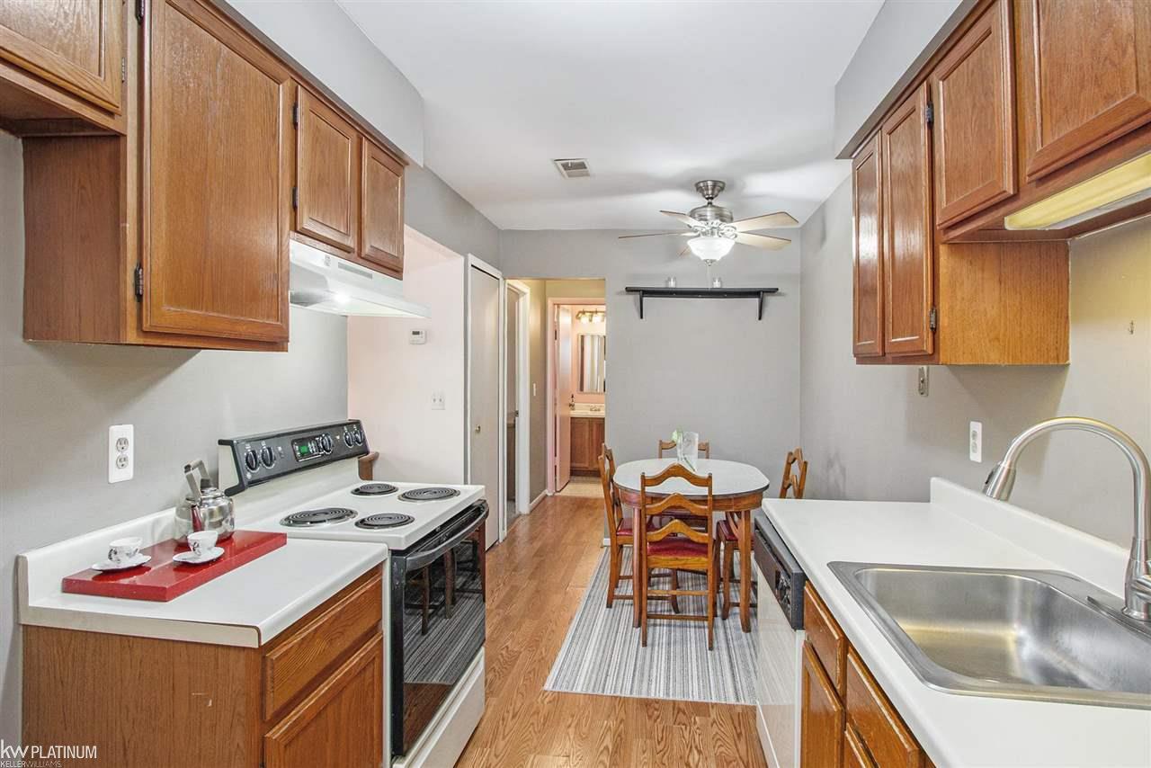 43298 Mound Road Sterling Heights, MI 48314 - Photo 15 of 15 50064604-14.JPG