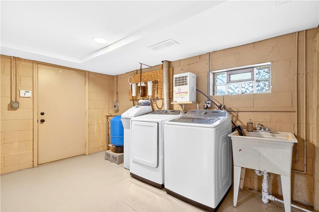 1270 Mudlick Hollow Road Beaver, PA 15009 - Photo 31 of 49 Lower level laudry room.