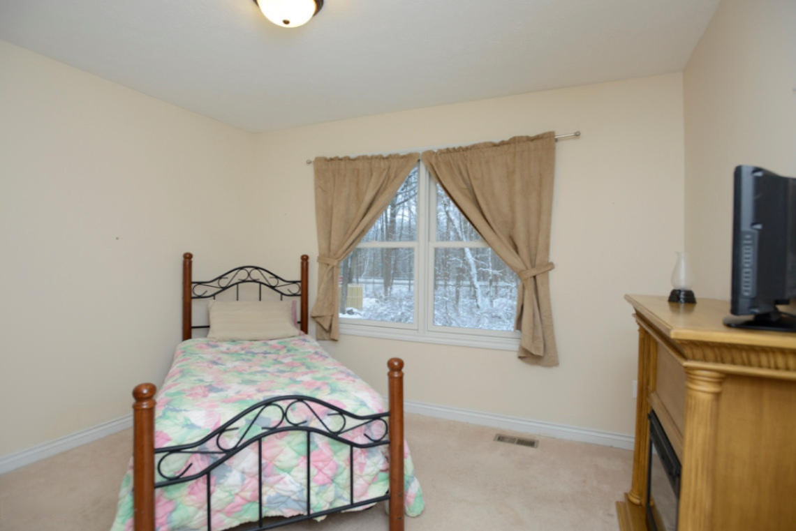 9748 Sterling Road Richland, MI 49083 - Photo 14 of 18 Sterling 9748 Richland-16