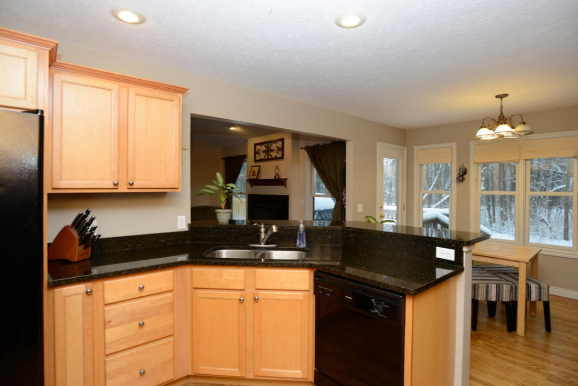 9748 Sterling Road Richland, MI 49083 - Photo 4 of 18 Sterling 9748 Richland-7
