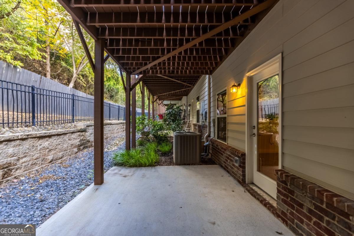 1394 Doublegate Drive Brookhaven, GA 30319 - Photo 46 of 56