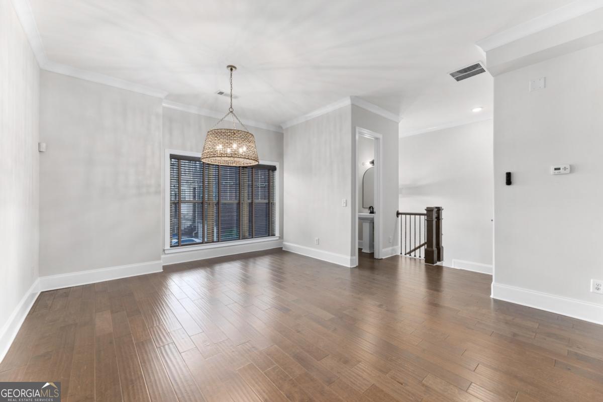 1394 Doublegate Drive Brookhaven, GA 30319 - Photo 8 of 56