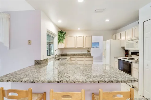 $499,900 | 2579 Southeast Leithgow Street, Port St. Lucie, FL 34952