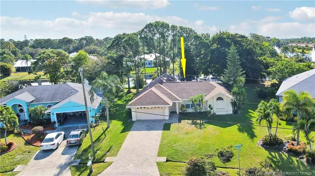 $499,900 | 2579 Southeast Leithgow Street, Port St. Lucie, FL 34952