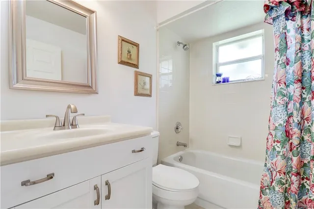 $499,900 | 2579 Southeast Leithgow Street, Port St. Lucie, FL 34952