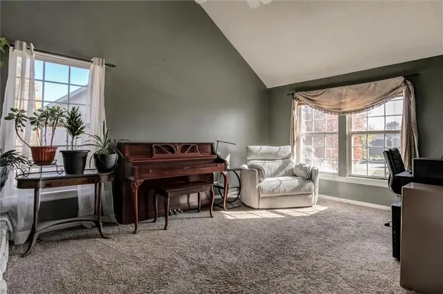 $370,000 | 980 West Elizabeth Street, Olathe, KS 66061