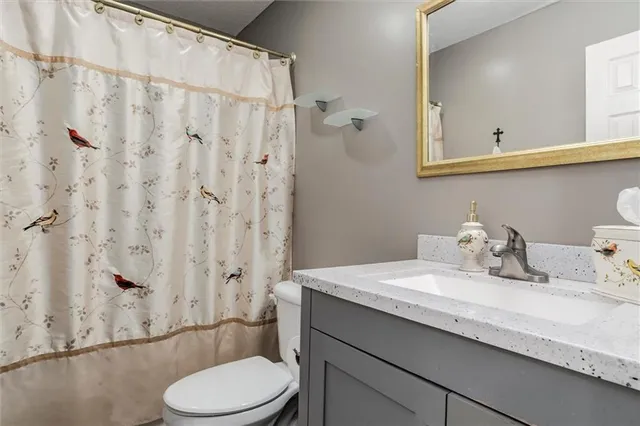 $370,000 | 980 West Elizabeth Street, Olathe, KS 66061