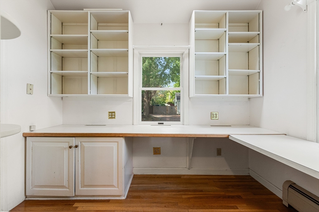 16 Preston Beach Road Marblehead, MA 01945 - Photo 14 of 35