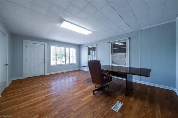 $319,900 | 534 East King Street, King, NC 27021