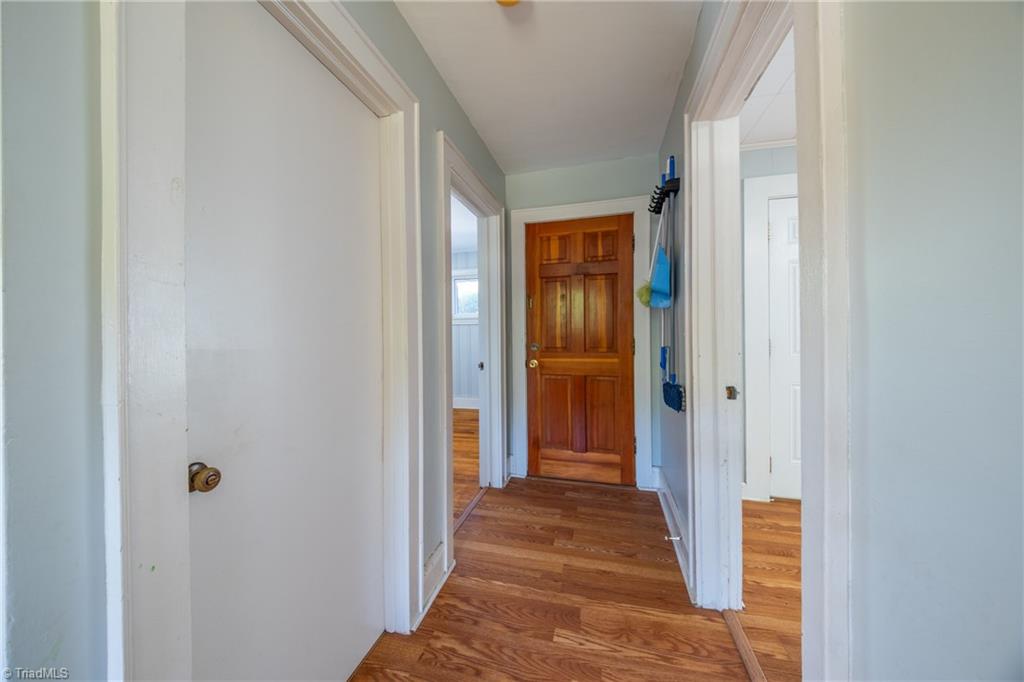 534 East King Street King, NC 27021 - Photo 15 of 39