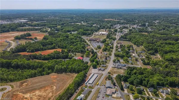 $319,900 | 534 East King Street, King, NC 27021