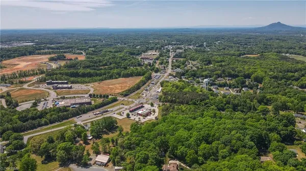 $319,900 | 534 East King Street, King, NC 27021
