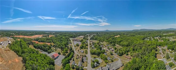 $319,900 | 534 East King Street, King, NC 27021