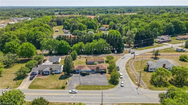 $319,900 | 534 East King Street, King, NC 27021