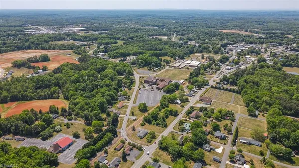 $319,900 | 534 East King Street, King, NC 27021