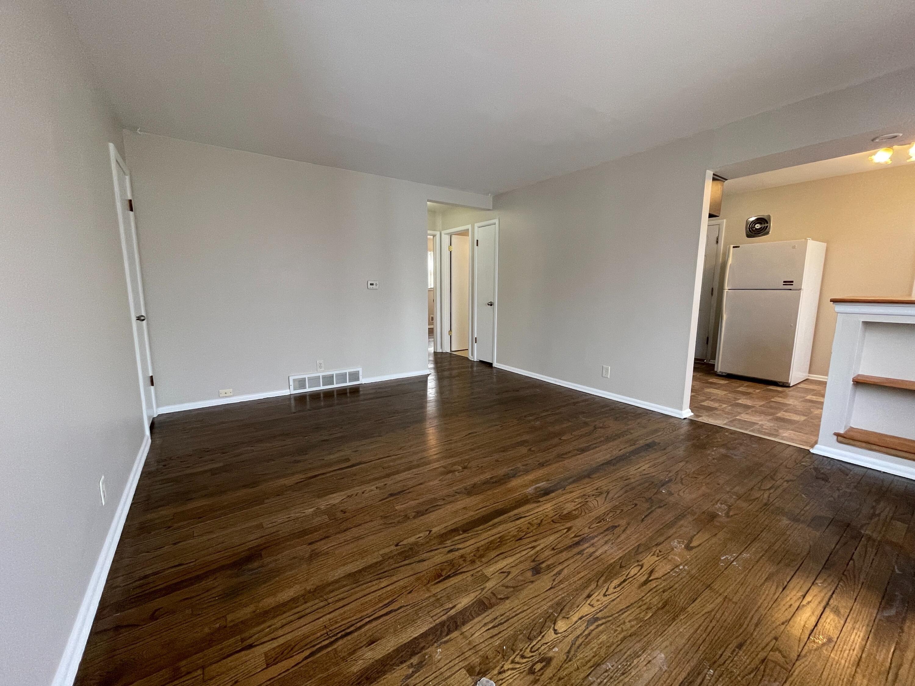 5806 North 76th Street, Unit 2 Milwaukee, WI 53218 - Photo 2 of 12 Living Room
