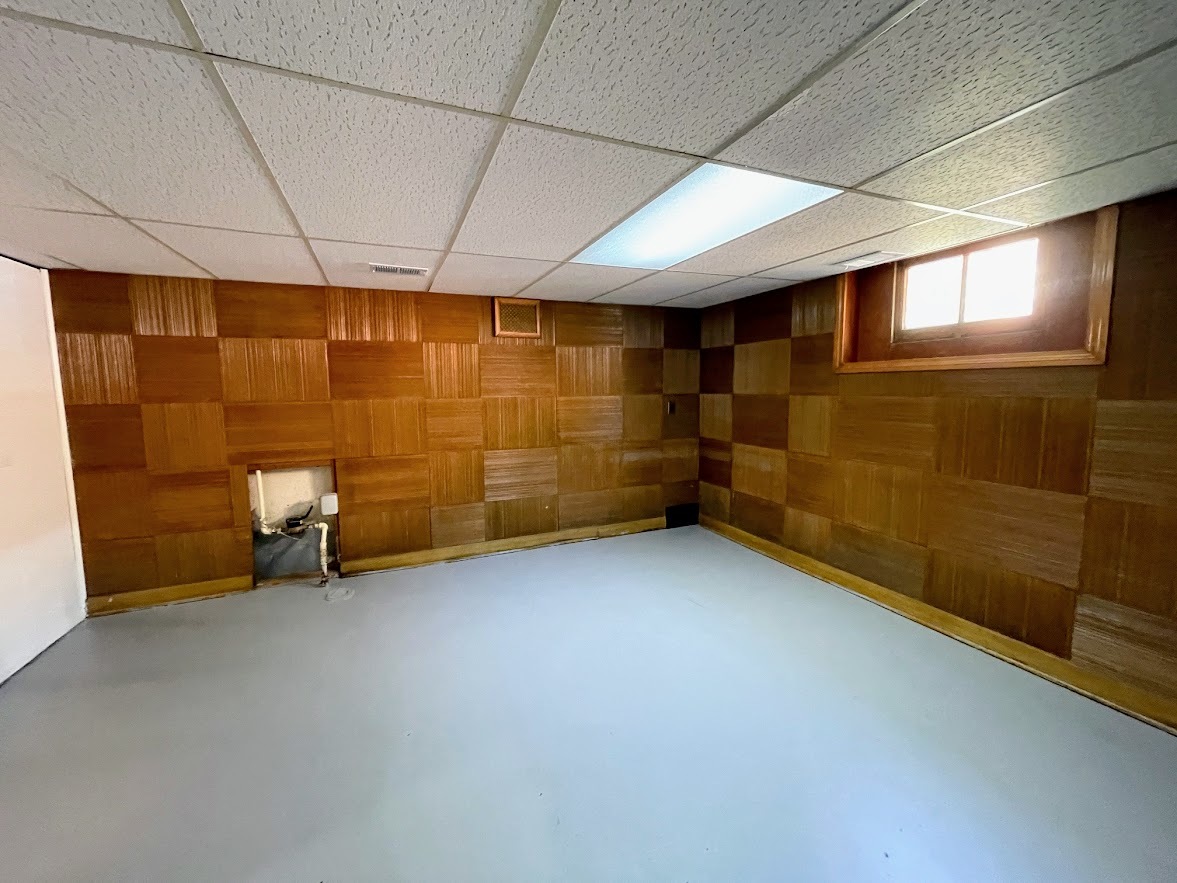 1509 North Wolf Road Berkeley, IL 60163 - Photo 11 of 17