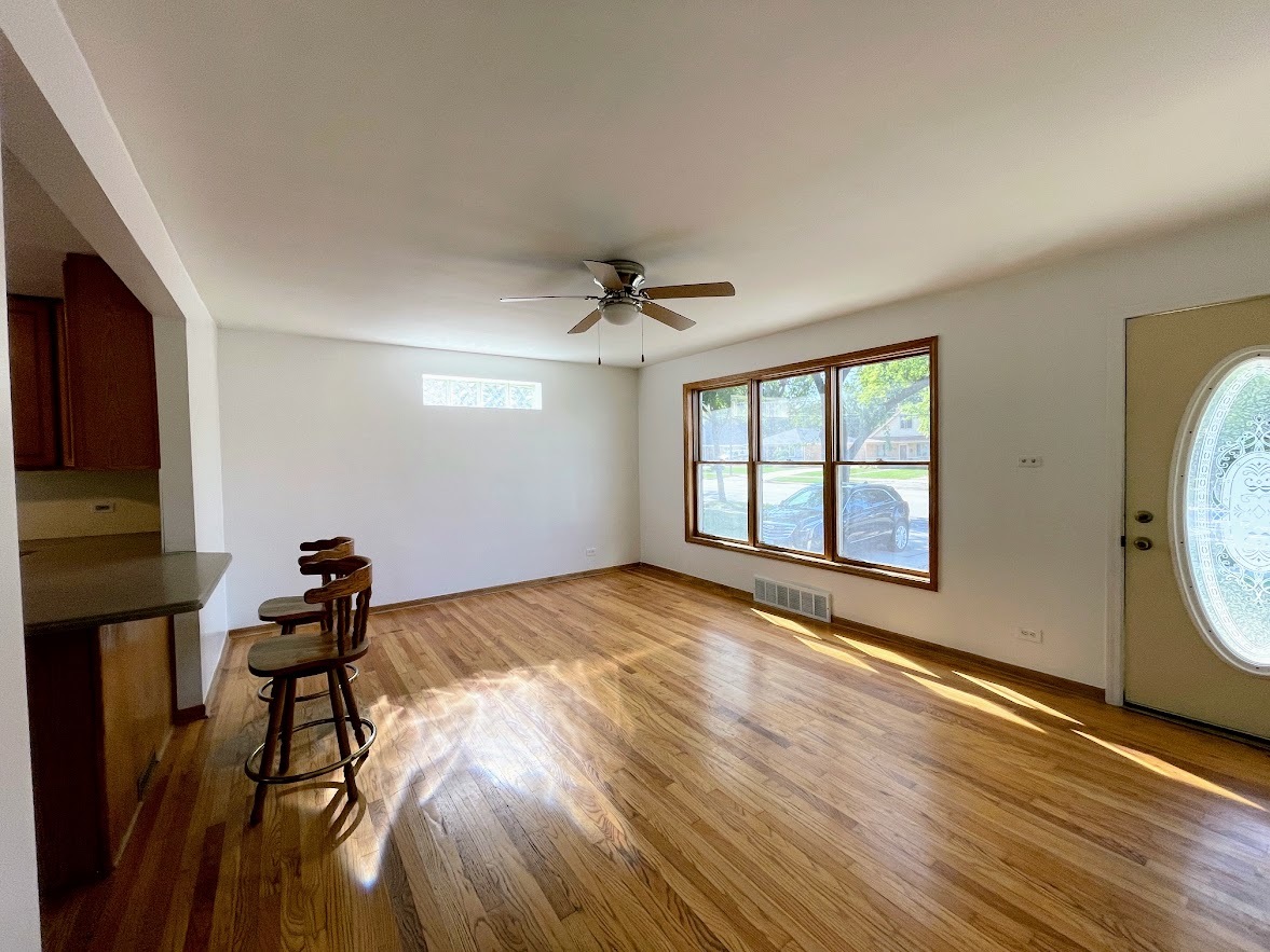 1509 North Wolf Road Berkeley, IL 60163 - Photo 4 of 17