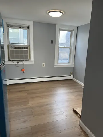 $1,900 | 571 Avenue A, Unit 4, Bayonne, NJ 07002