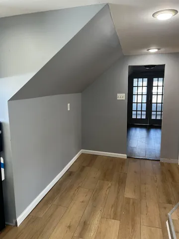 $1,900 | 571 Avenue A, Unit 4, Bayonne, NJ 07002