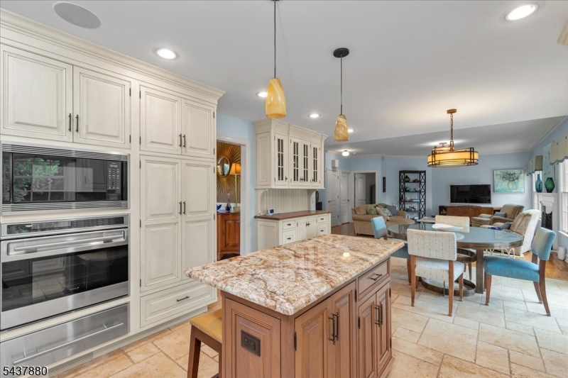6 Barnstable Road Berkeley Heights, NJ 07922 - Photo 10 of 48