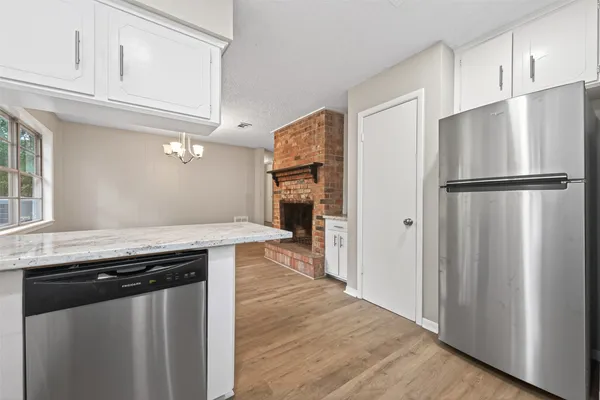 $1,850 | 315 Hollywood Drive, Conroe, TX 77303