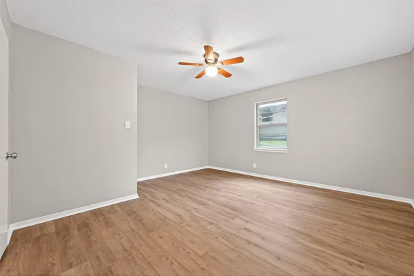 $1,850 | 315 Hollywood Drive, Conroe, TX 77303