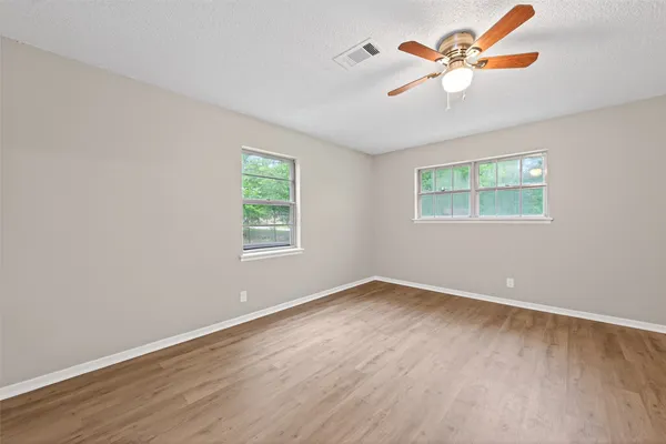 $1,850 | 315 Hollywood Drive, Conroe, TX 77303