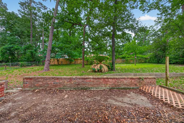 $1,850 | 315 Hollywood Drive, Conroe, TX 77303