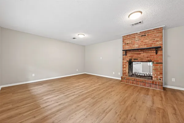 $1,850 | 315 Hollywood Drive, Conroe, TX 77303