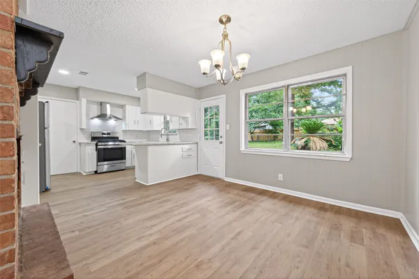 $1,850 | 315 Hollywood Drive, Conroe, TX 77303