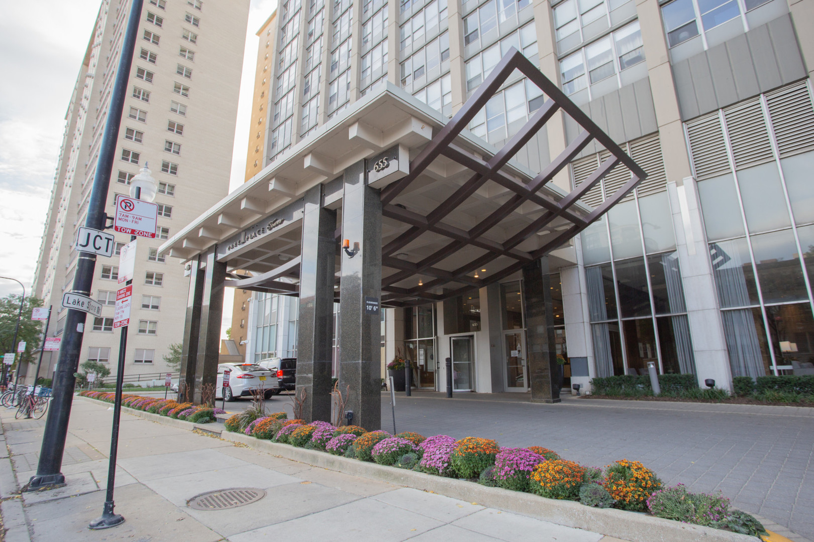 655 West Irving Park Road, Unit 5104 Chicago, IL 60613 - Photo 1 of 24 Gallery Image 1