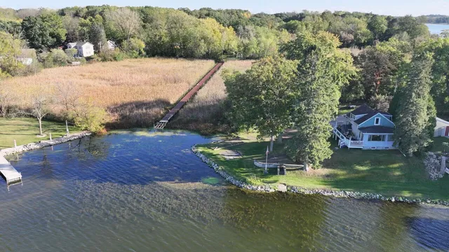 $689,000 | 6616 Heidelberg Circle, Waterford, WI 53185